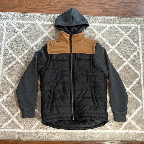 OUTDOOR JACKET